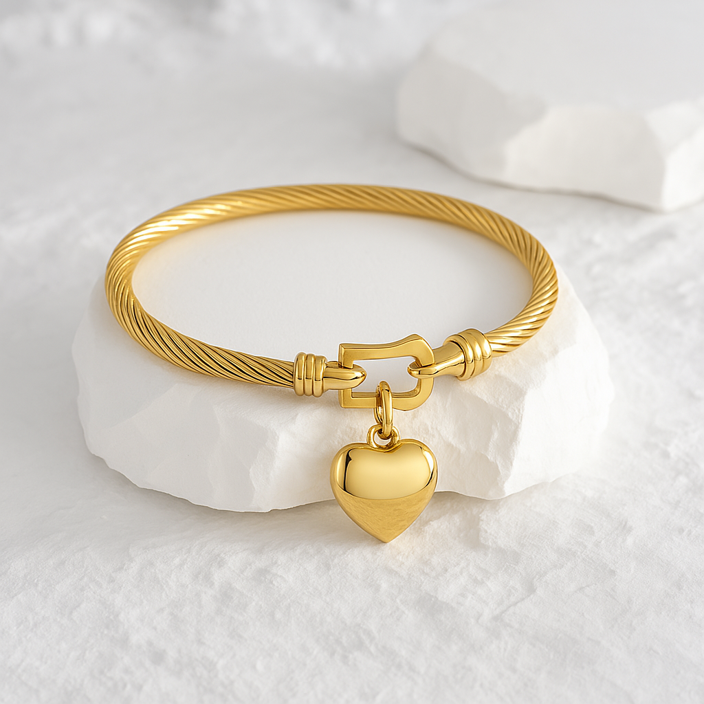 18K Gold Heart Pendant Charm Bangle